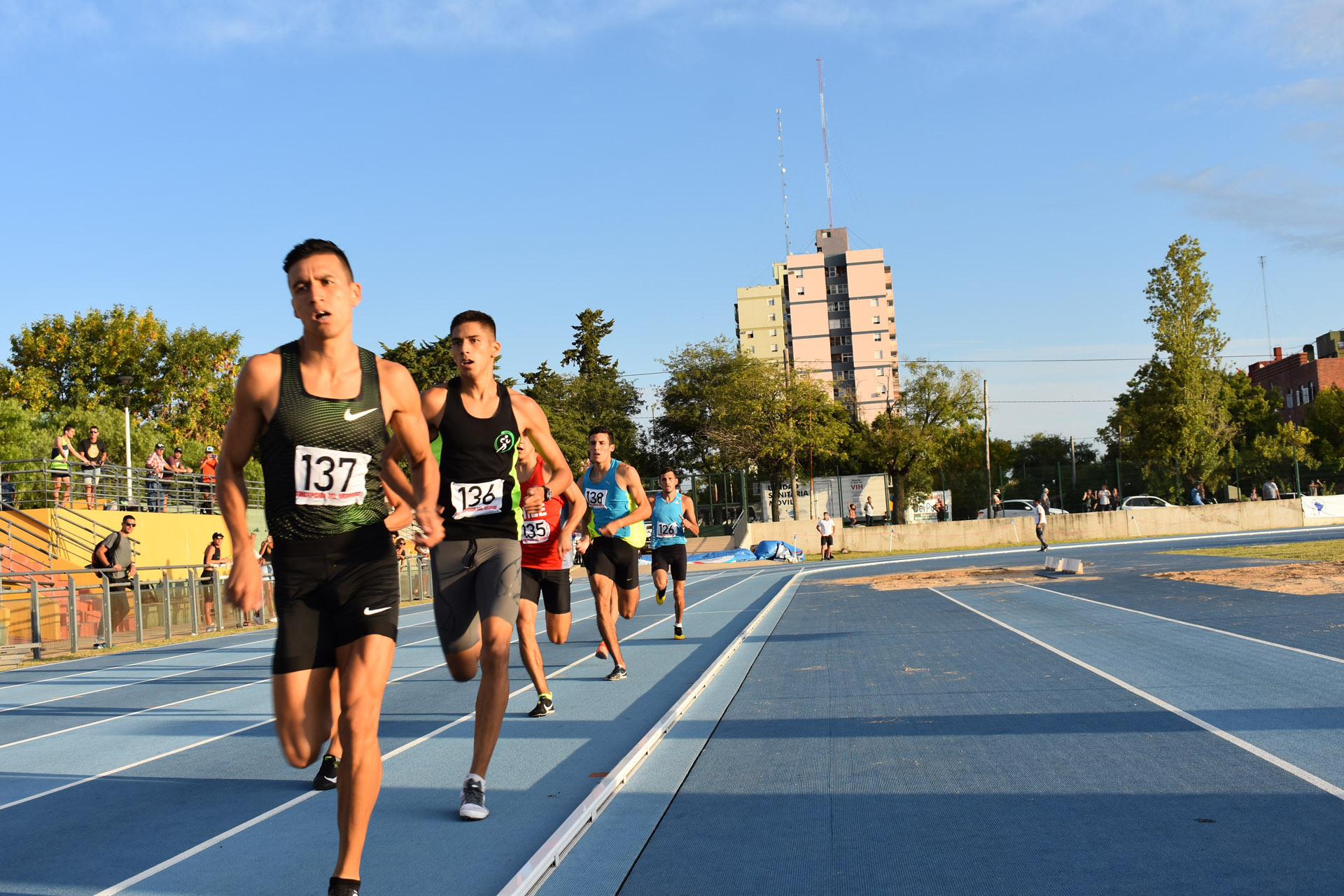 La pista sintética del Centro de Educación Física y la Isla del Puerto serán escenario de la copa Nacional de Triatlón y Paratriatlón, el Gran Prix Sudamericano de Atletismo, el Campeonato Nacional de Mayores de Atletismo y el Open Internacional de Atletismo Adaptado.