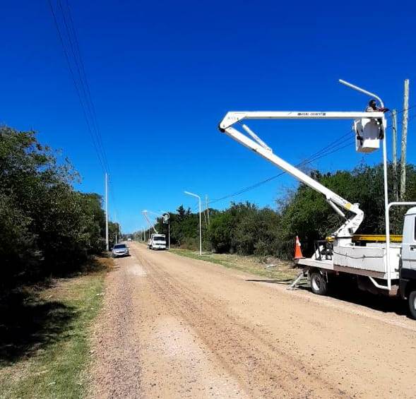 Ya culminó la iluminación de calle Sampay, entre calles 35 y 38 del Oeste.