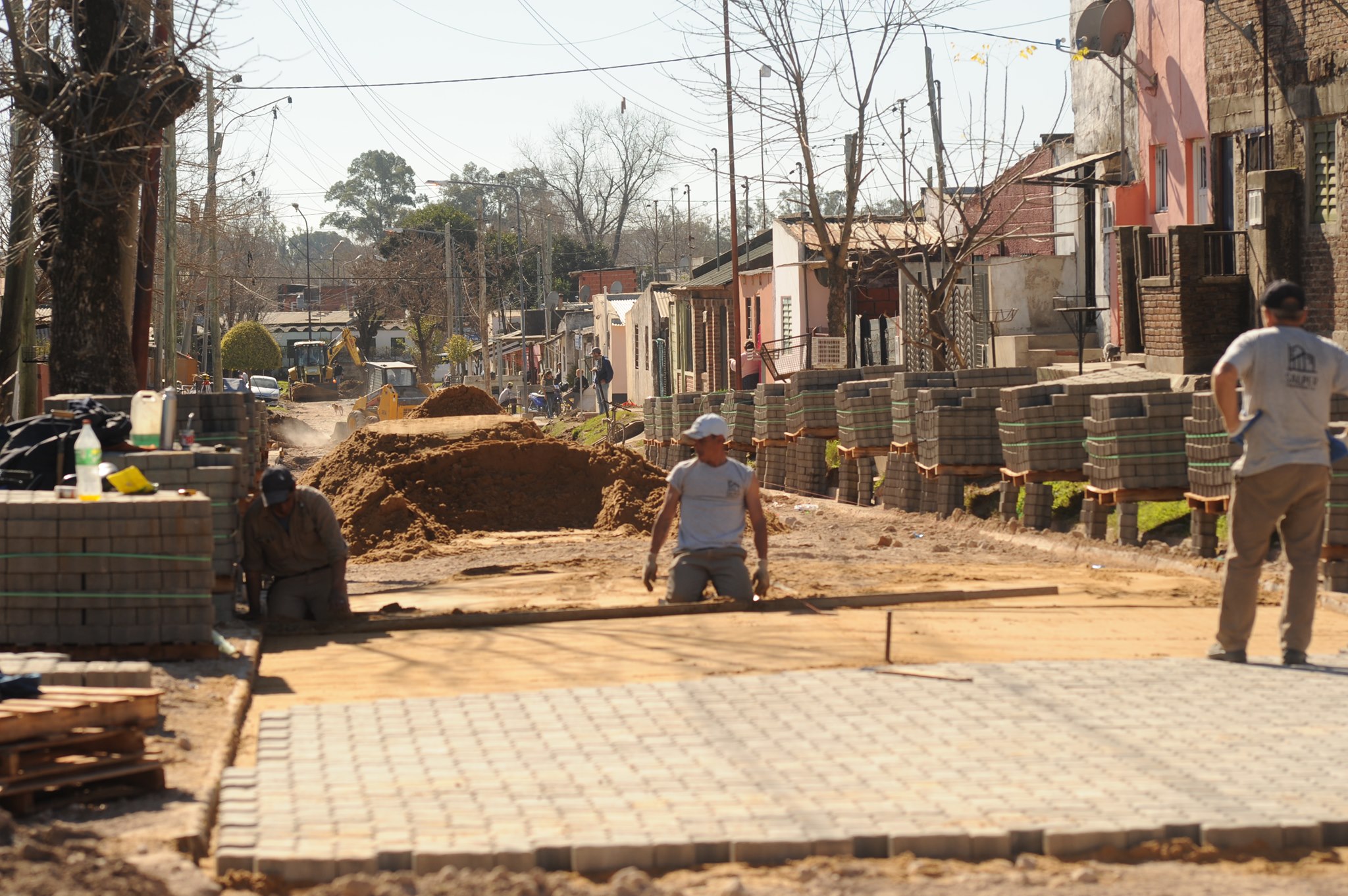 Con 150 cuadras pavimentadas en un año y medio, se aspira a que la cantidad sea de 200 cuadras al finalizar el año.