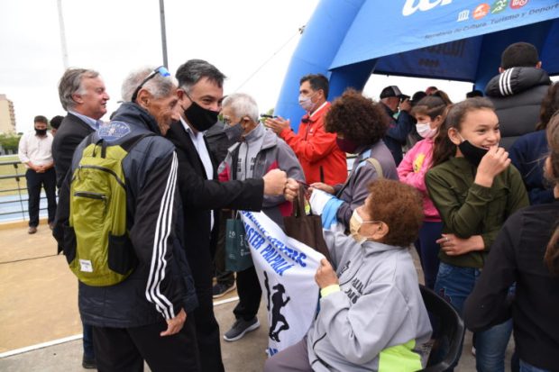 Con 823 atletas argentinos, se presentó formalmente  El Master de Atletismo