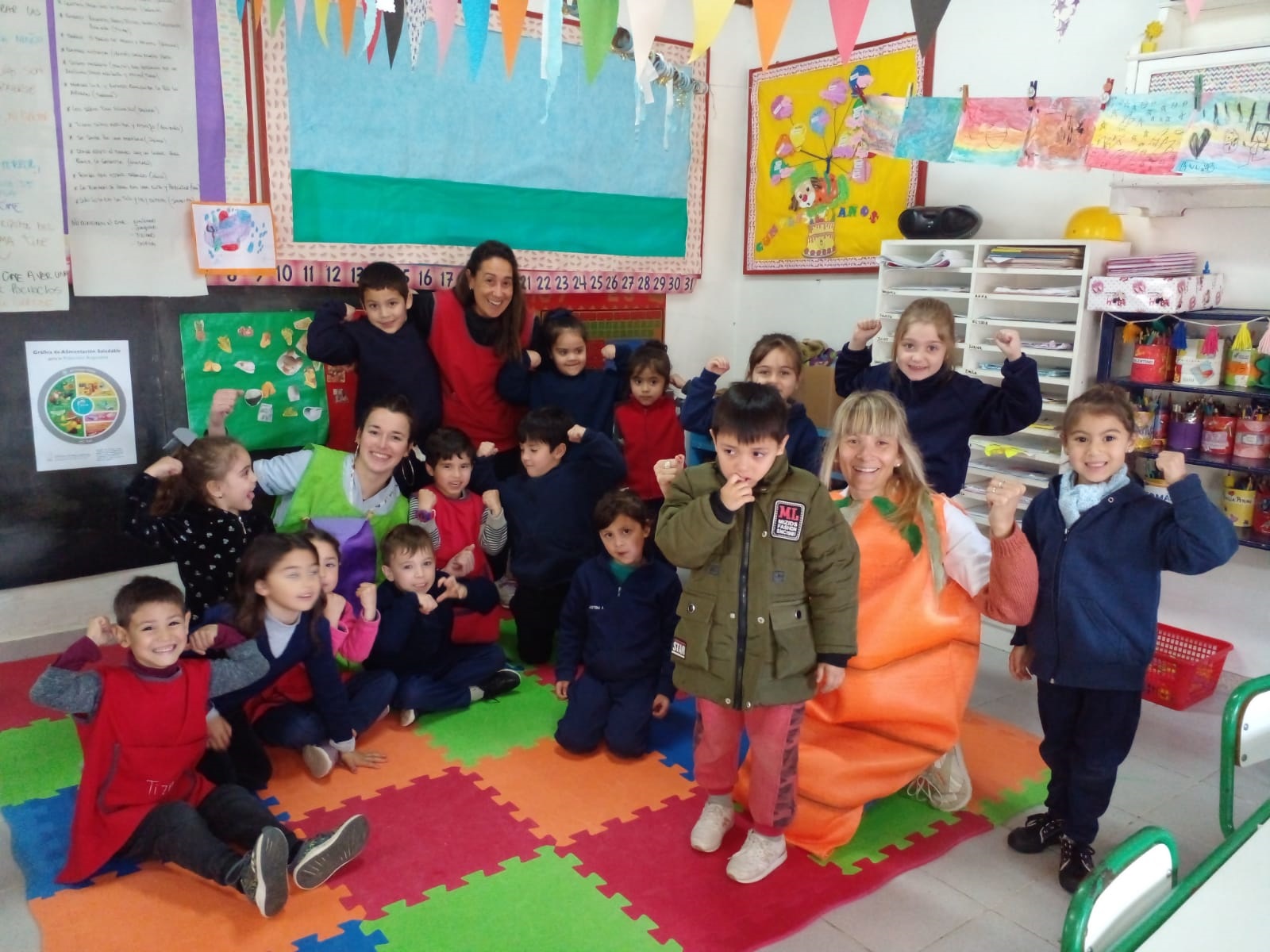 Capacitan en buena alimentación a niñas y niños escolarizados