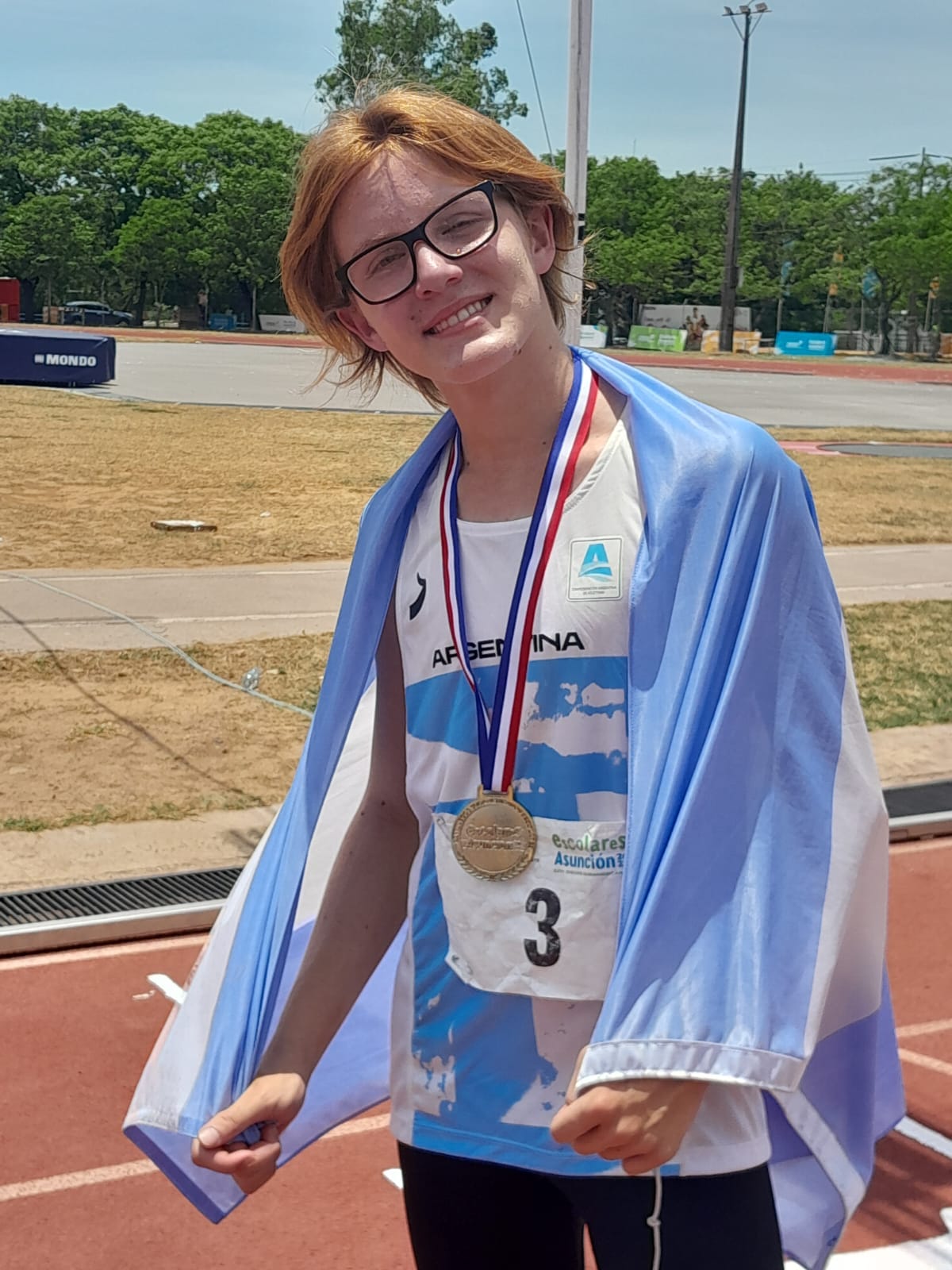 Joven uruguayense obtuvo la medalla de oro en salto en largo