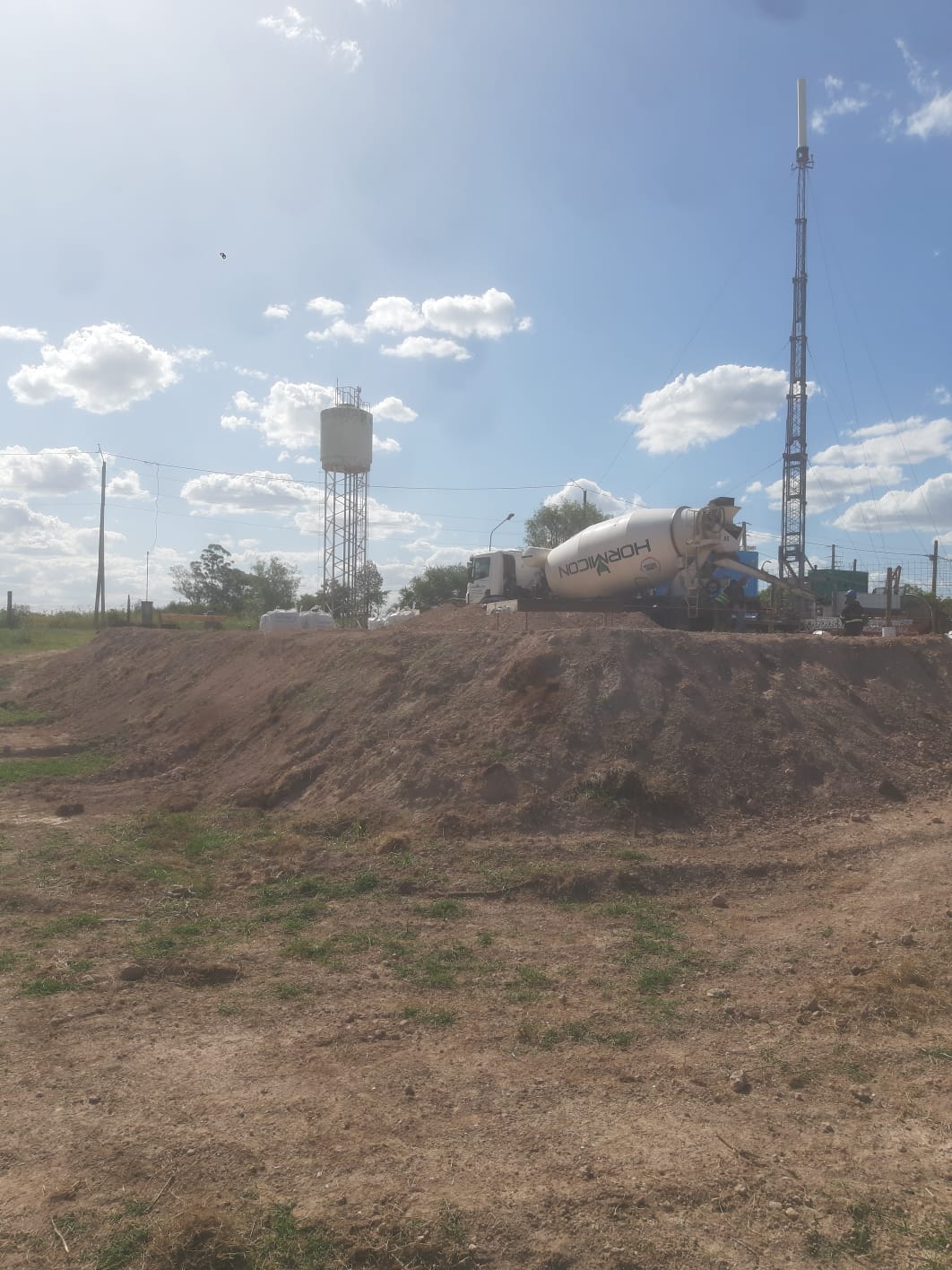 TDA: Comenzó la obra para la colocación definitiva de la antena