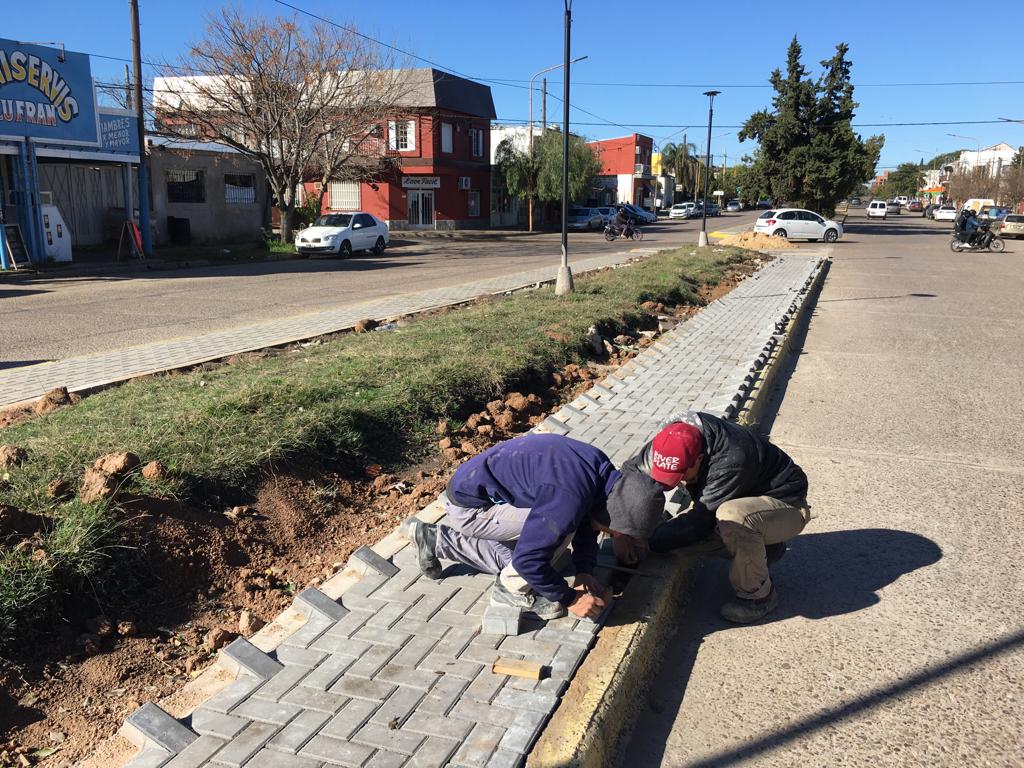 Avanza la puesta en valor del Bv. Los Constituyentes