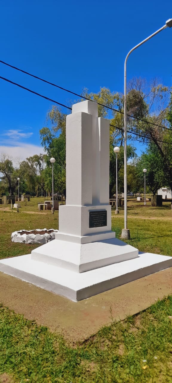 Ponen en valor el monumento a la “Heroica Defensa de Concepción del Uruguay”