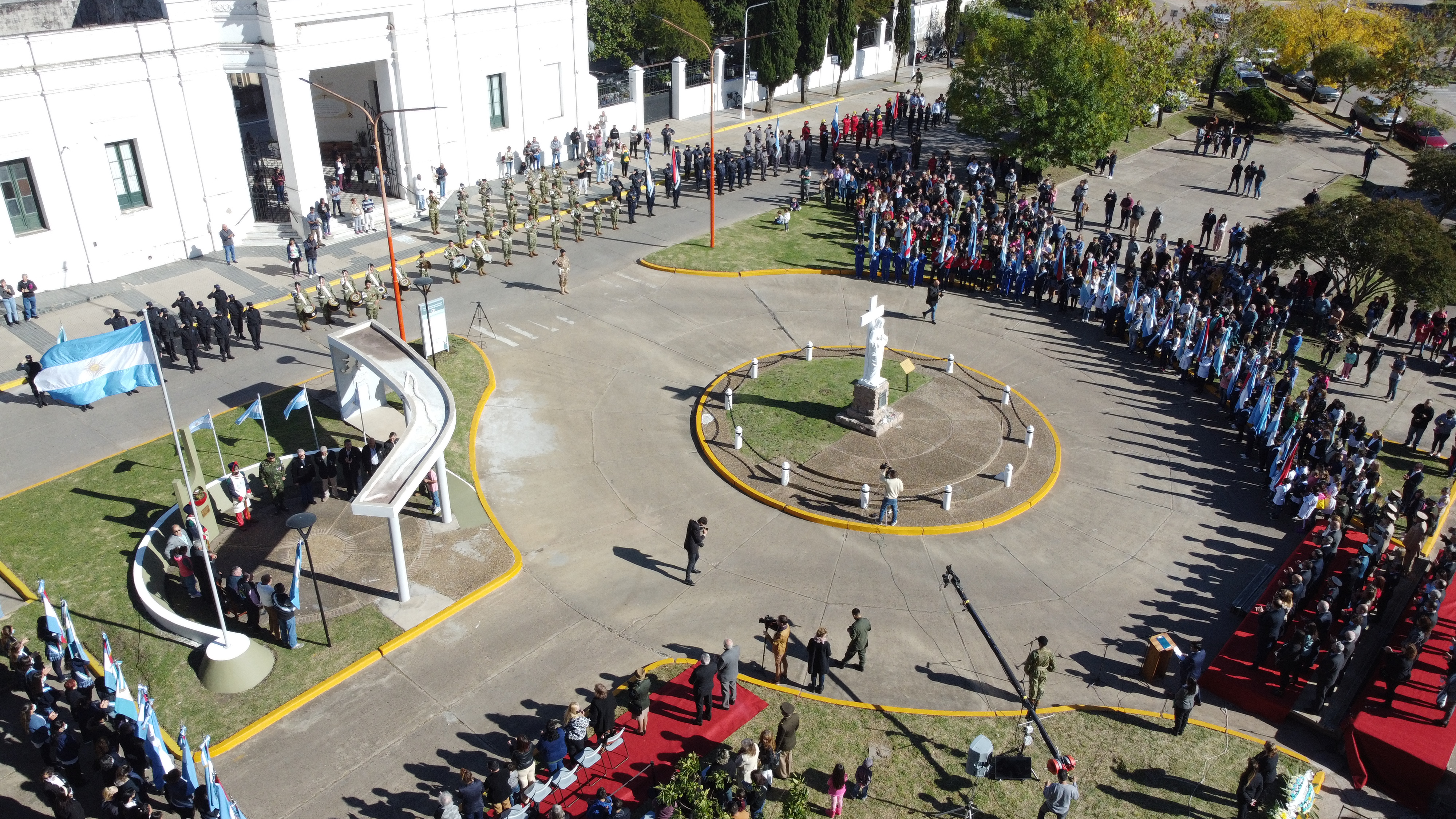 La comunidad uruguayense homenajeó a Veteranos y Caídos en Malvinas