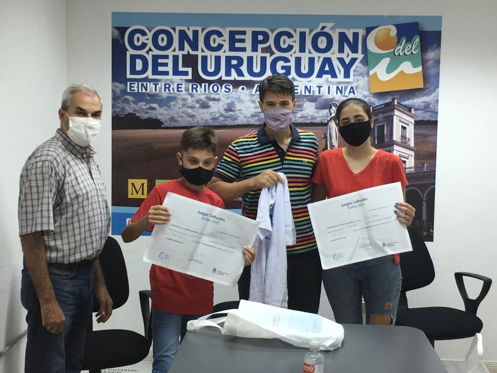 Participantes de los Juegos Evita recibieron sus reconocimientos