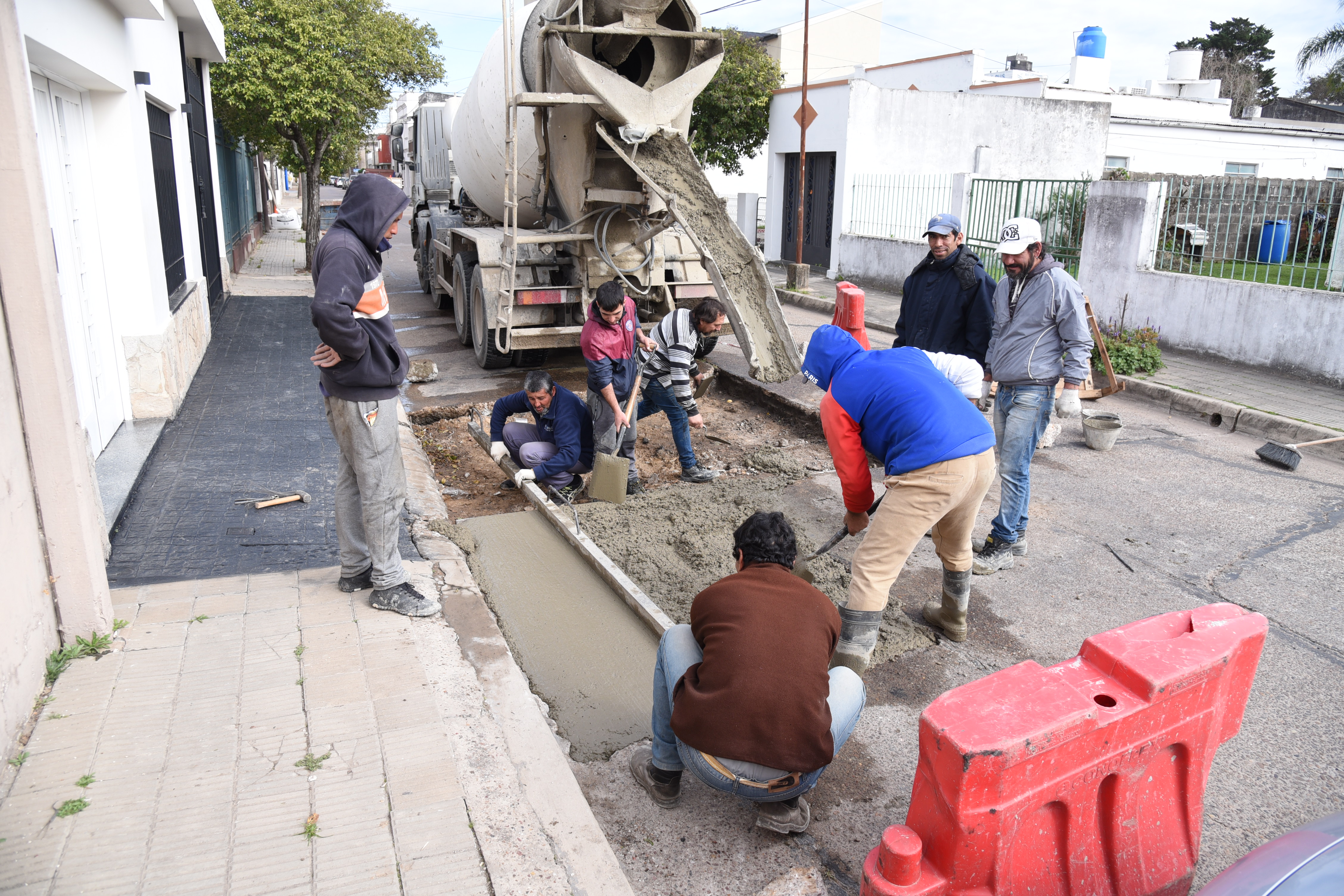 Se realizaron varios bacheos en calles céntricas de la ciudad