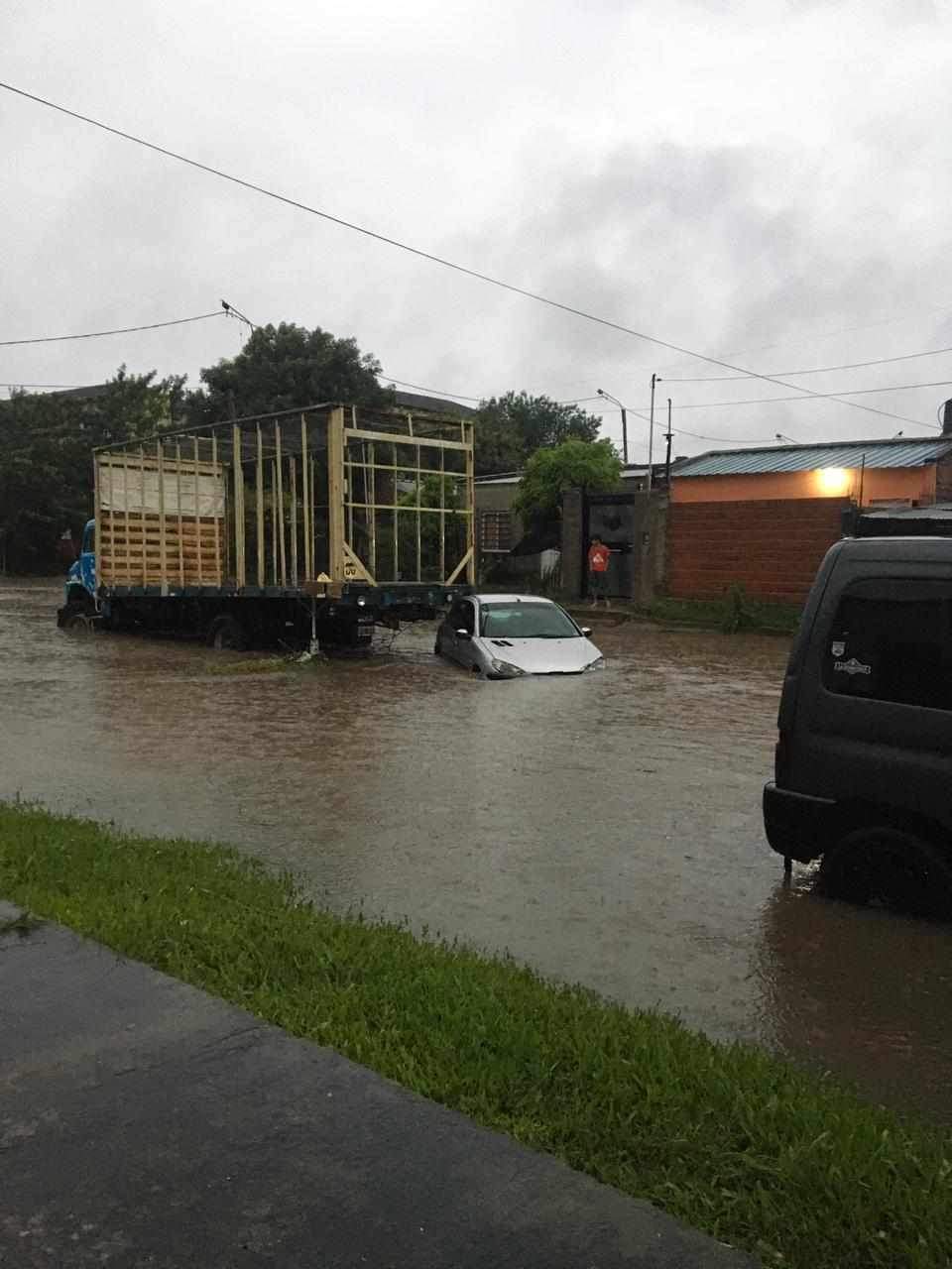 El Municipio asistió a familias afectadas por las intensas lluvias