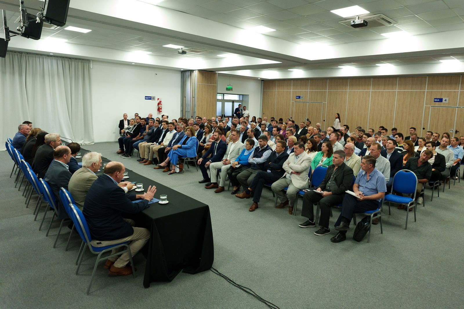 Lauritto se reunió con el Gobernador en Paraná