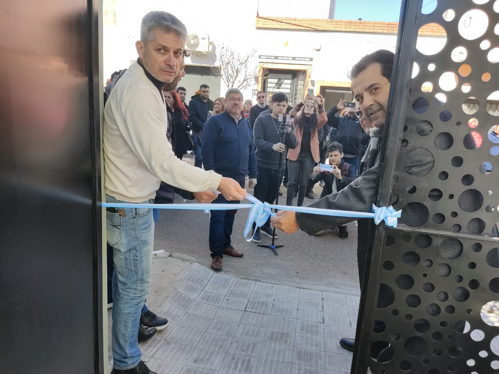 Las y los trabajadores municipales tendrán ahora su propia Farmacia