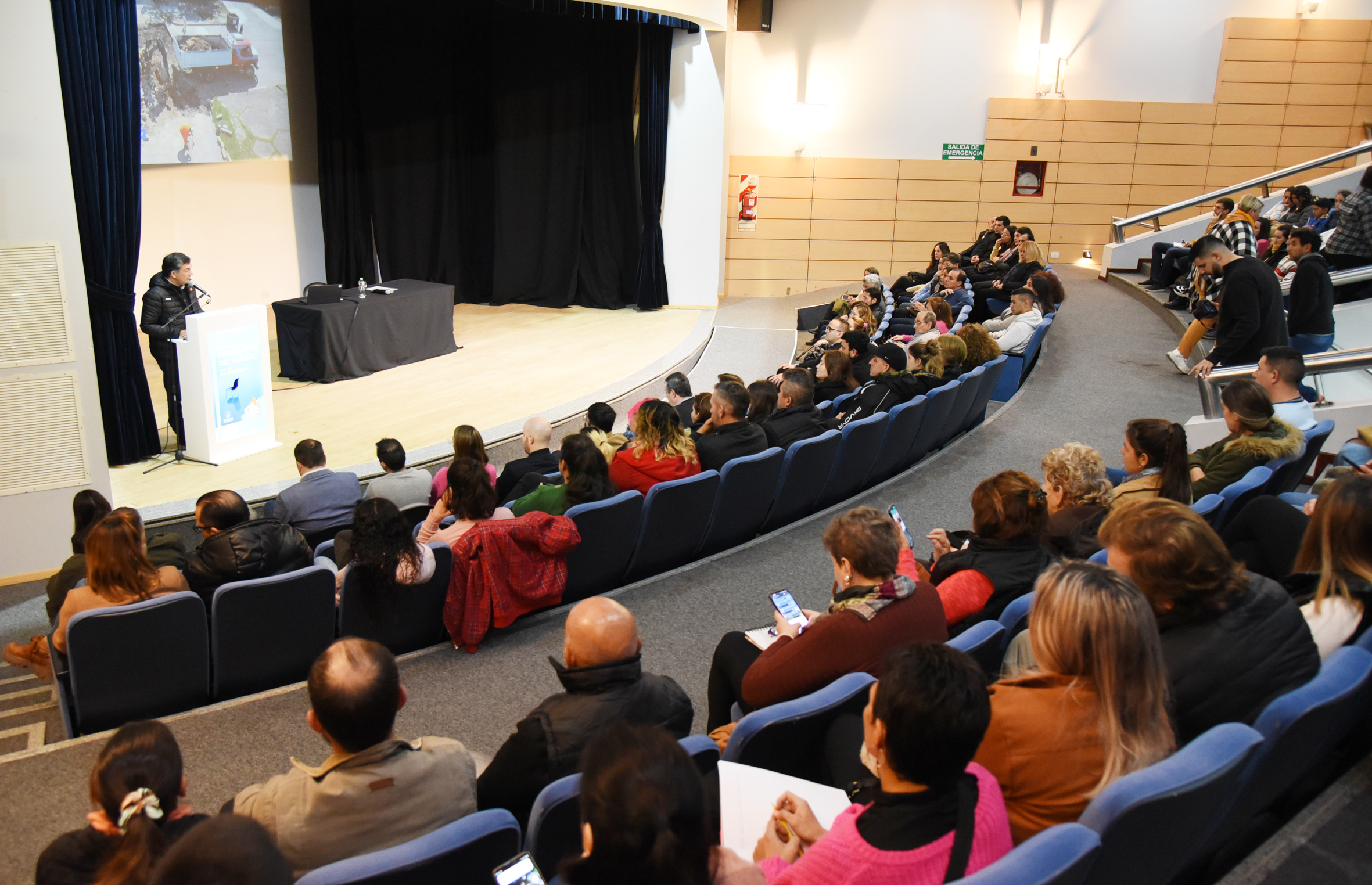 Se realizó con gran convocatoria, el seminario sobre Prevención del Suicidio