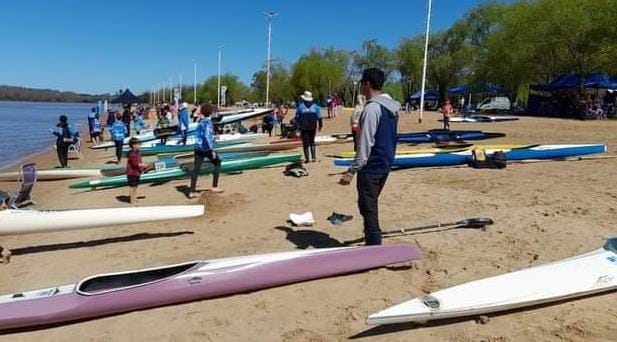 Destacadas presencias en el maratón de canotaje