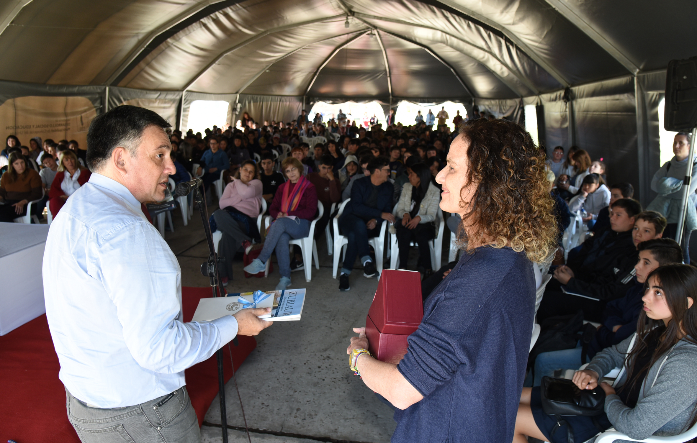 Este lunes se realizará la charla sobre “Ciberacoso” a cargo del Dr. Rubén Chaia y el oficial Iván Moschen